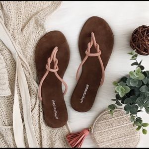 Jeffrey Campbell Malia knotted flip flop 9M